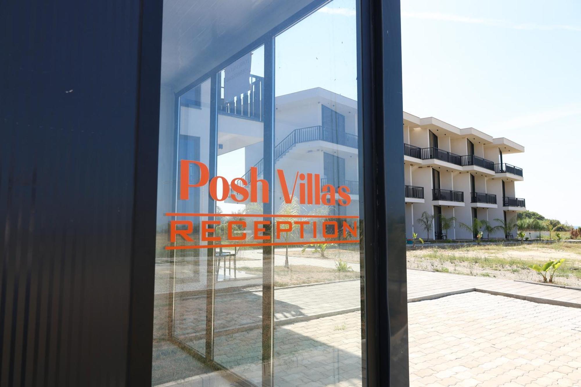 Posh Villas Rrogozhine エクステリア 写真